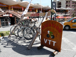 Photo n°22 de L'ATELIER - SKISET - Location de Ski à Vars (Magasin de vêtements pour femmes)