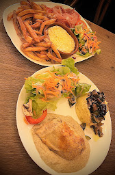 Photo n°30 de Café Le Petit Bistrot à Saint-Jean-de-Fos (Pizzeria)