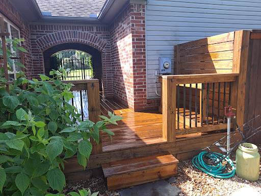 TOPS Fence & Deck Staining - Thumbnail