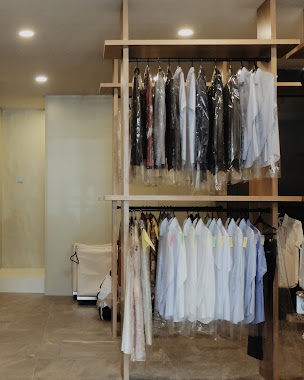 Vivaglo - Jakarta Laundry & Dry Clean, Author: Fransiska Eka Valentina