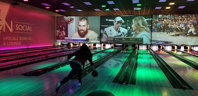 7Ten Social Bowling Lounge