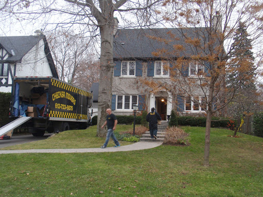 Checker Movers - Visual