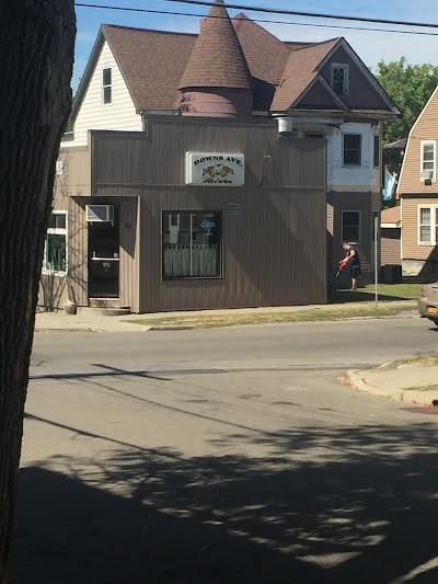 Downs Ave. Tavern