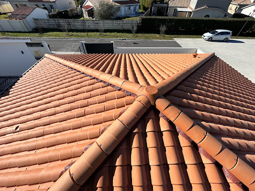 Photo de Kg renovation couvreur zingueur saint-médard-en-jalles | intervention d’urgence et recherche de fuite