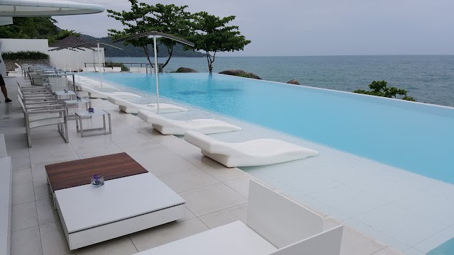 Kata Rocks Resort & Residences