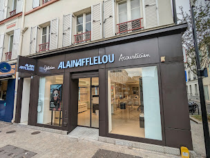 Photo n°4 de Opticien Courbevoie | Alain Afflelou à Courbevoie (Magasin de lunettes de soleil)