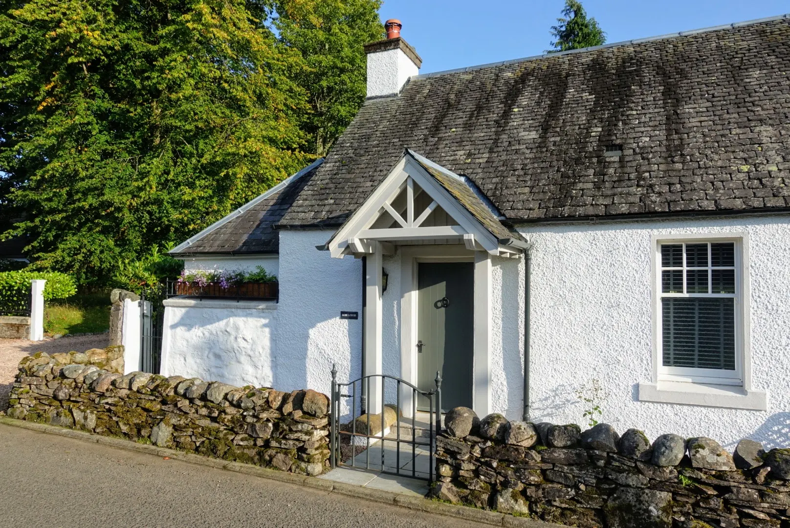 Ross Lodge