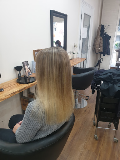Mo Hair Lounge