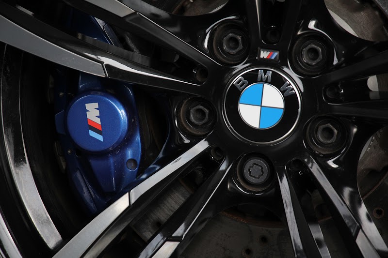 Ｔ．Ｕ．Ｃ． ＧＲＯＵＰ ＢＭＷ専門 八王子店