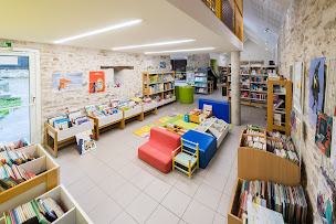 Photo n°15 de Médiathèque de Malville à Malville (Bibliothèque)