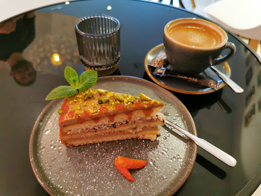 Roos Café & Bistro - Thumbnail