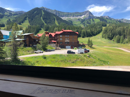 Griz Inn RMC Rentals