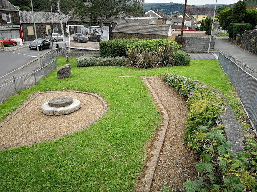 Old Mill Wheel - Visual