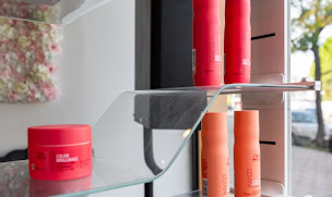 Photo n°6 de HBR Coiffure - Salon pour femmes et enfants à Montpellier à Montpellier (Salon de coiffure)