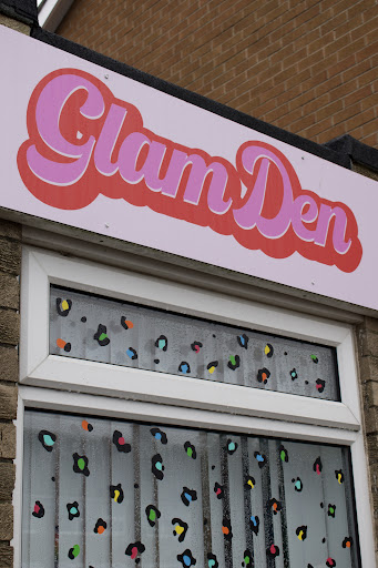 Glam Den - Visual