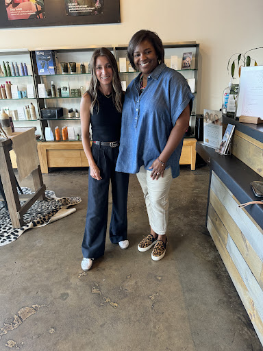 Eight Five Zero Salon - Visual