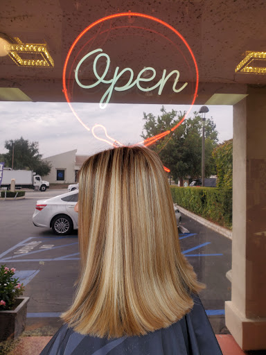 Beauty on the Blvd Salon - Thumbnail
