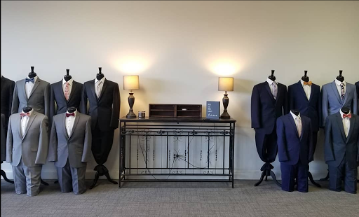 Street Tuxedo- Hendersonville - Thumbnail