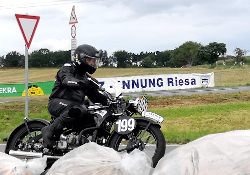Fahrerlager "Weidaer Dreieck" - Thumbnail