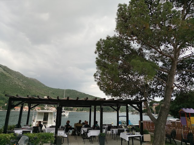 Dandy Restaurant