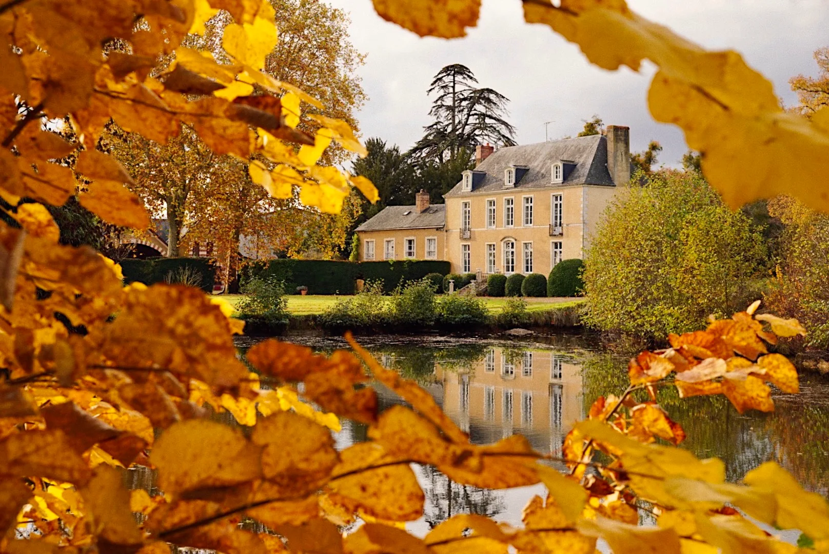 Château de Marigné - Gîte de groupe de charme - Bazouges sur le Loir