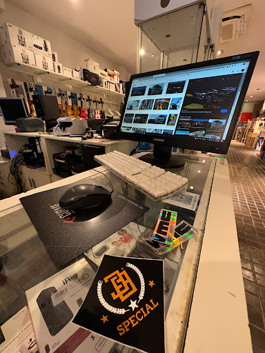 microFusa Shop Madrid - Thumbnail