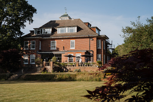The Manor At Sway Hotel and Restaurant