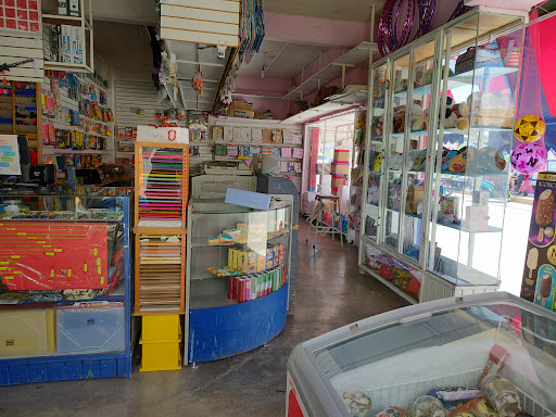 Papeleria "Venecia" Mayoreo y Menudeo
