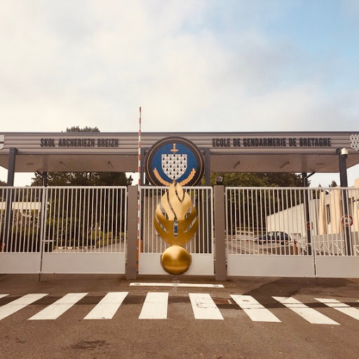 Gendarmerie - School De Châteaulin - Thumbnail