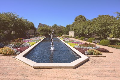 The Ewing and Muriel Kauffman Memorial Garden