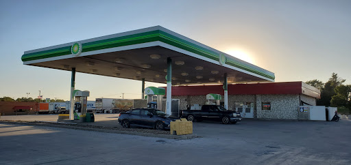 Barry Travel Plaza - Thumbnail