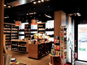 Photo n°2 de Librairie Nouvelle à Asnières-sur-Seine (Papeterie)