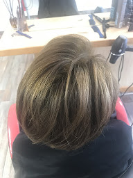 Photo n°18 de Bio T Coiffure à Sainte-Nathalène (Salon de coiffure)