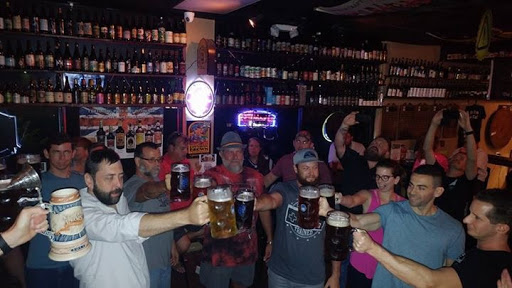Willard's Tap House - Visual