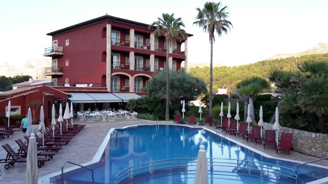 Cala Sant Vicenc Hotel