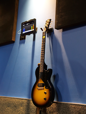 Snaggletooth Studios by null