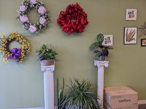 Gilded Lily Florist - Thumbnail