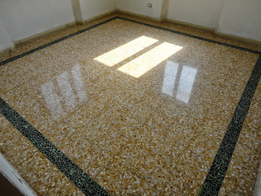 Chiocca Andrea lucidatura pavimenti marmo e graniglia LUCCA - Thumbnail