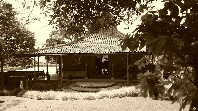 Rumah JAWA ANTIK, Author: Yanti Boy