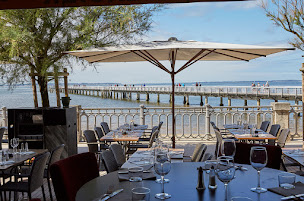 Photo n°1 de Restaurant Les Tamaris à Andernos-les-Bains (Restaurant de fruits de mer)