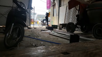 Photos of Long Hok Auto Parts