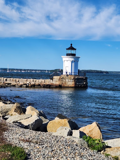 Bug Light Park - Visual