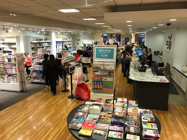 Indigo - Place Montréal Trust