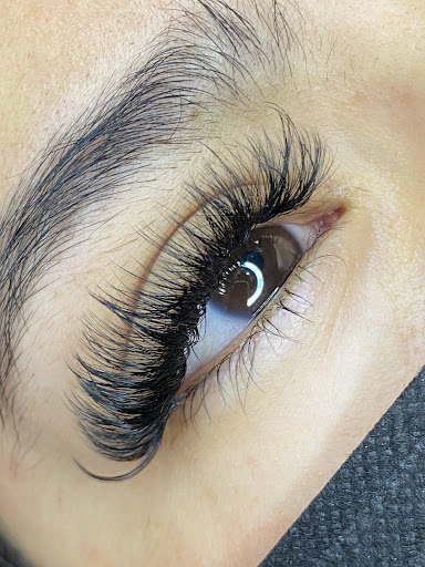 Wolf Studio (lashes & eyebrows)