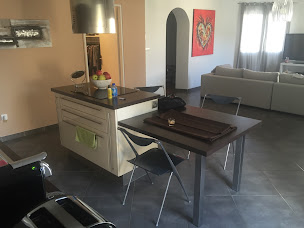 Photo n°13 de H& H Taxis Services Taxis Transports location appartement à Calvi (Siège social)