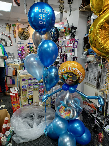 curios & clobber party shop - Thumbnail