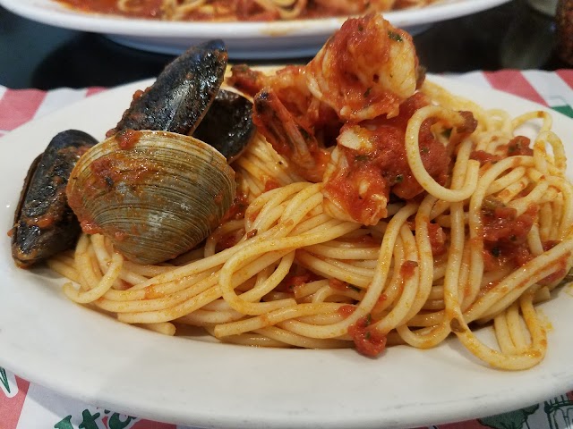 Randazzo's Clam Bar