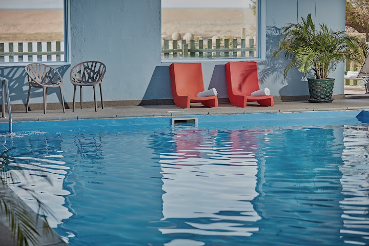 Moonfleet Manor by null