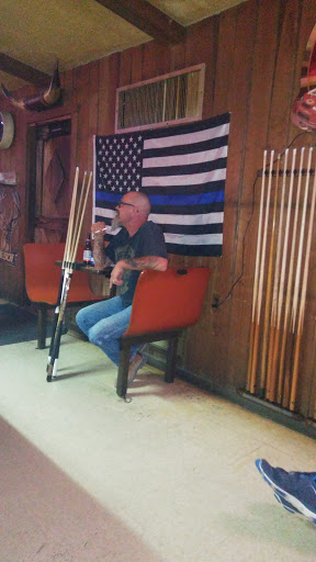 Weggie's Saloon - Visual