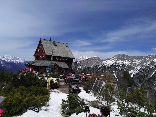 Peter-Wiechentaler-Hütte